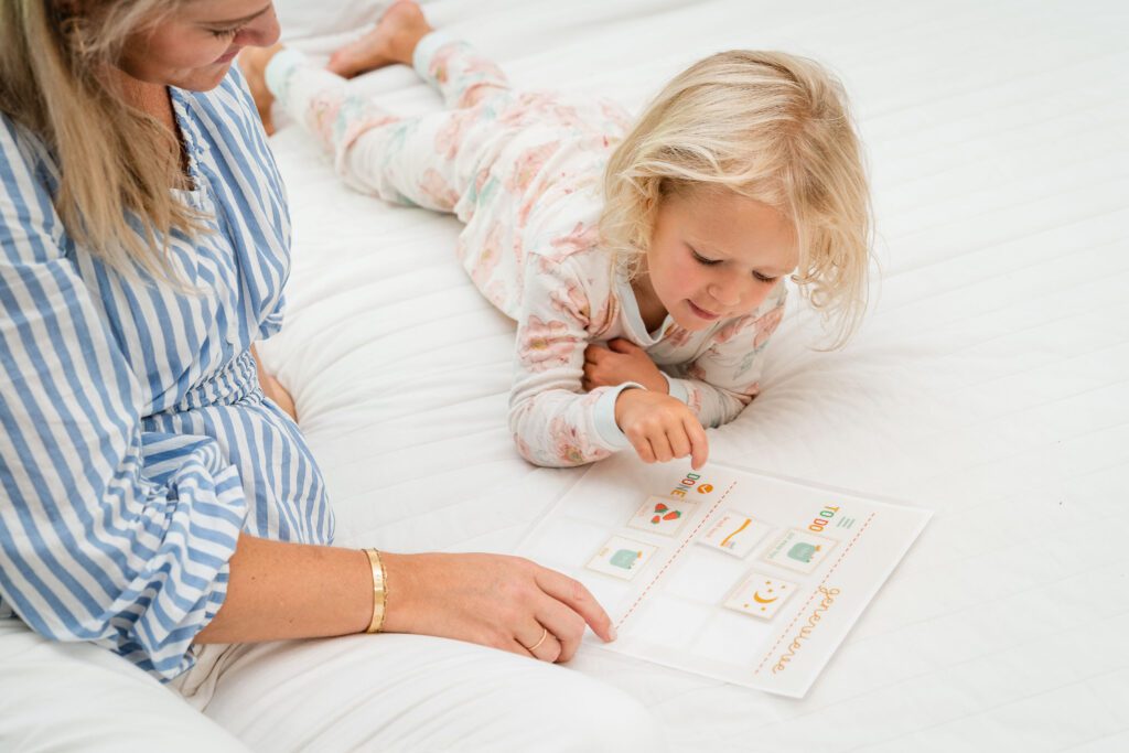 child using toddler's bedtime routine chart